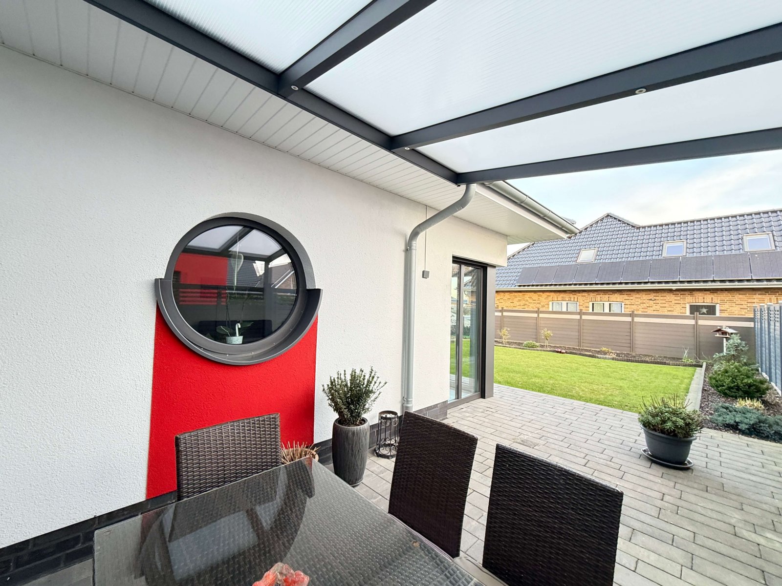 Überdachte Terrasse Überdachte Terrasse