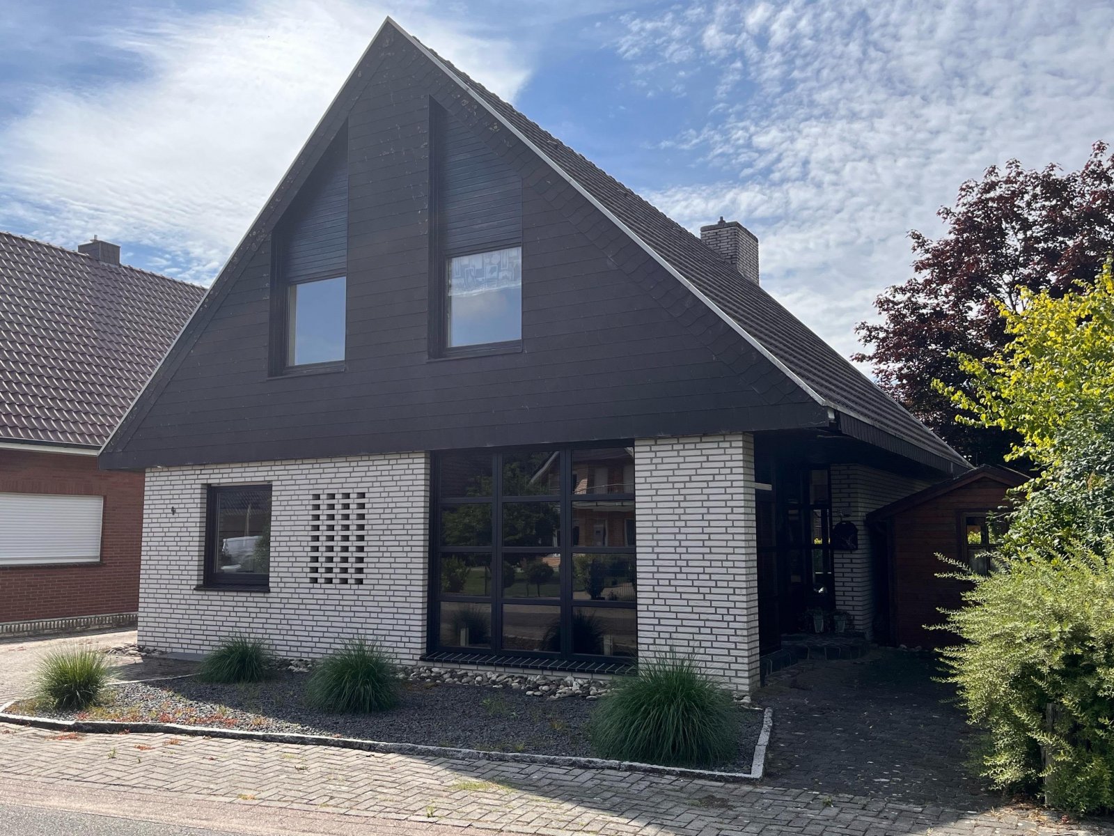 Rückwärtige Ansicht Rückwärtige Ansicht