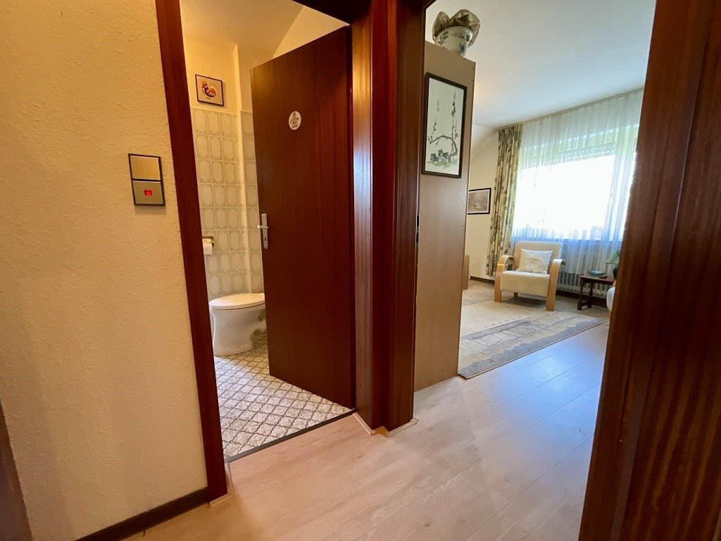 separater Schlafbereich mit Badezimmer