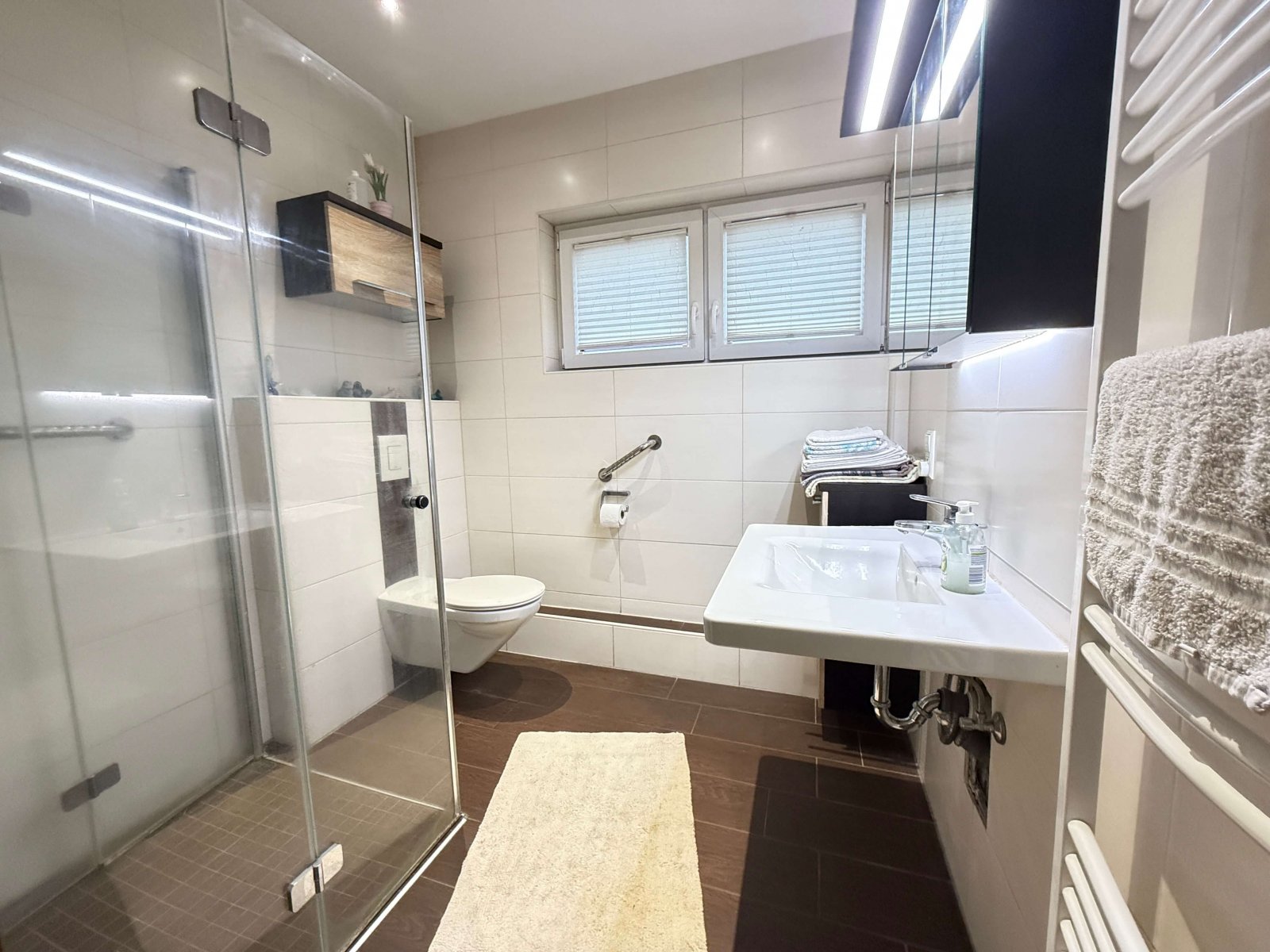 Duschbad EG Duschbad EG