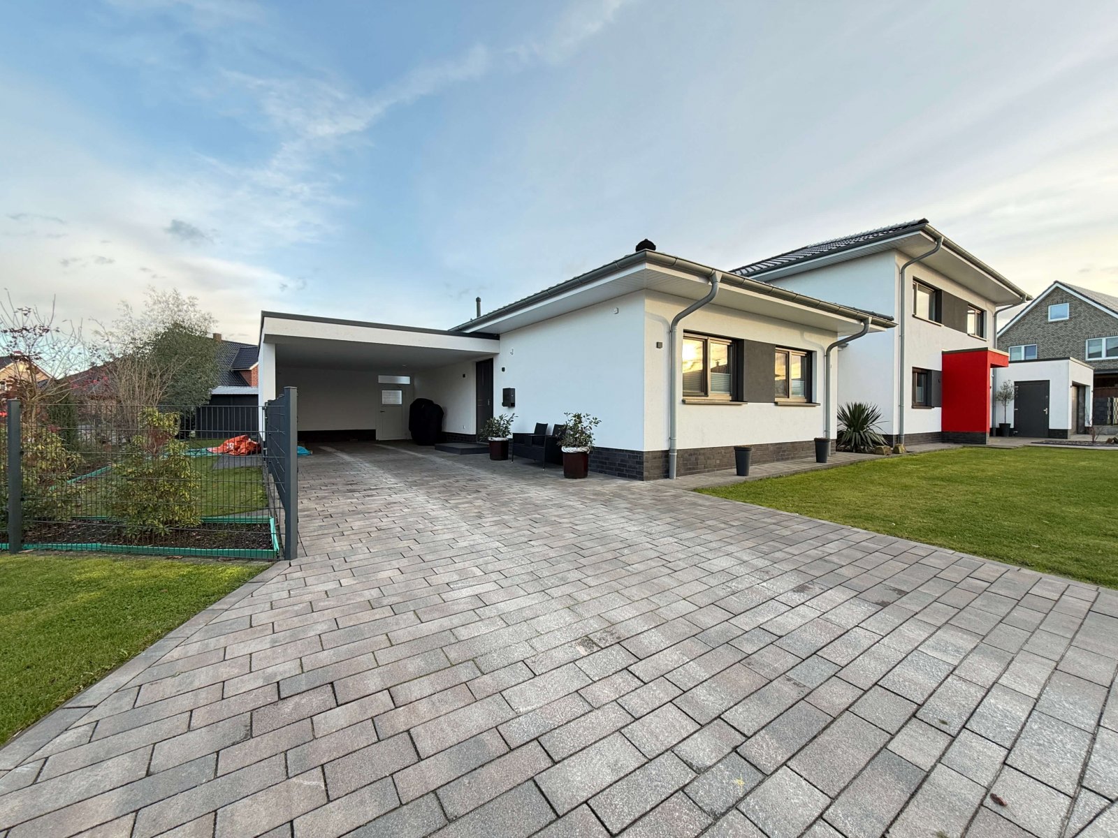 ELW mit Carport ELW mit Carport