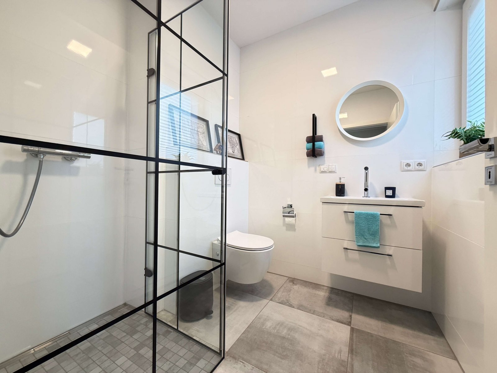 Duschbad EG Duschbad EG