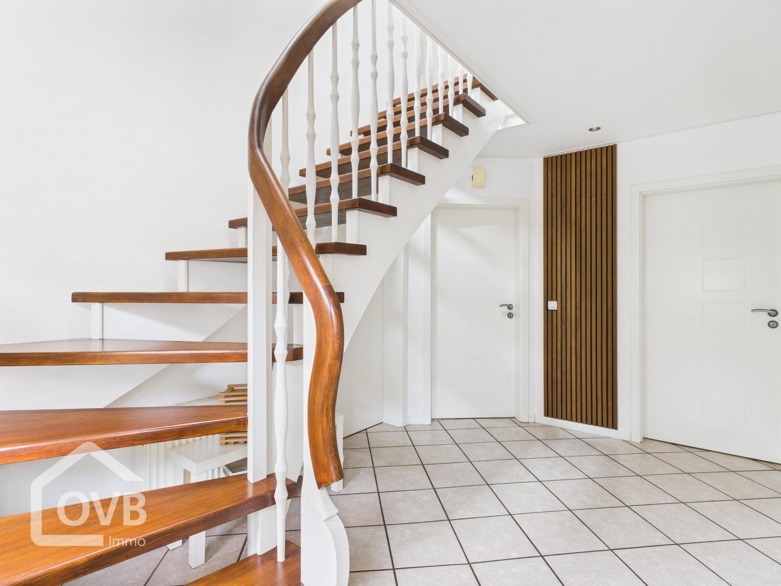 Flur / Treppenhaus Flur / Treppenhaus