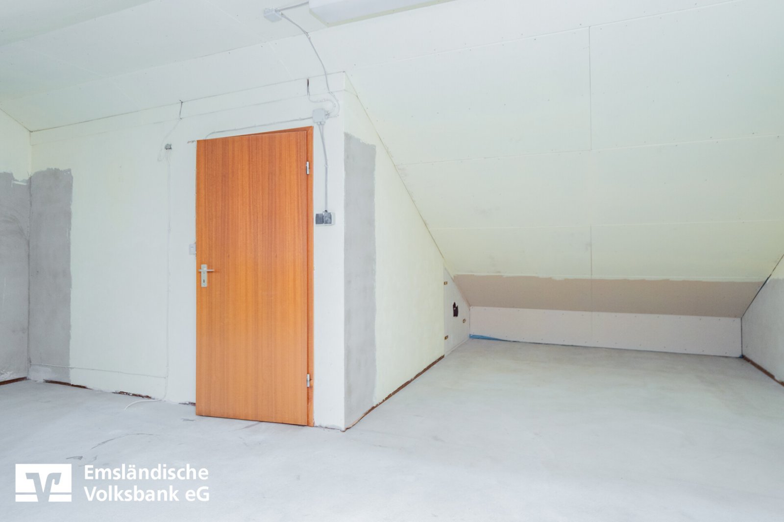 Ausgebautes DG Ausgebautes DG