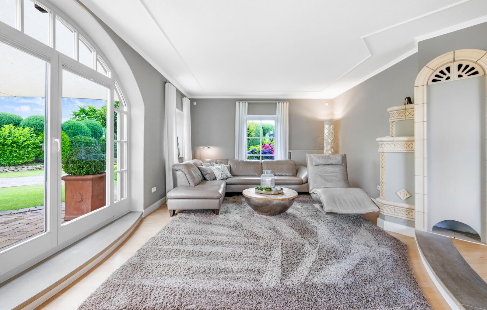 Wohn - / Esszimmer (Wohnhaus 2) Wohn - / Esszimmer (Wohnhaus 2)