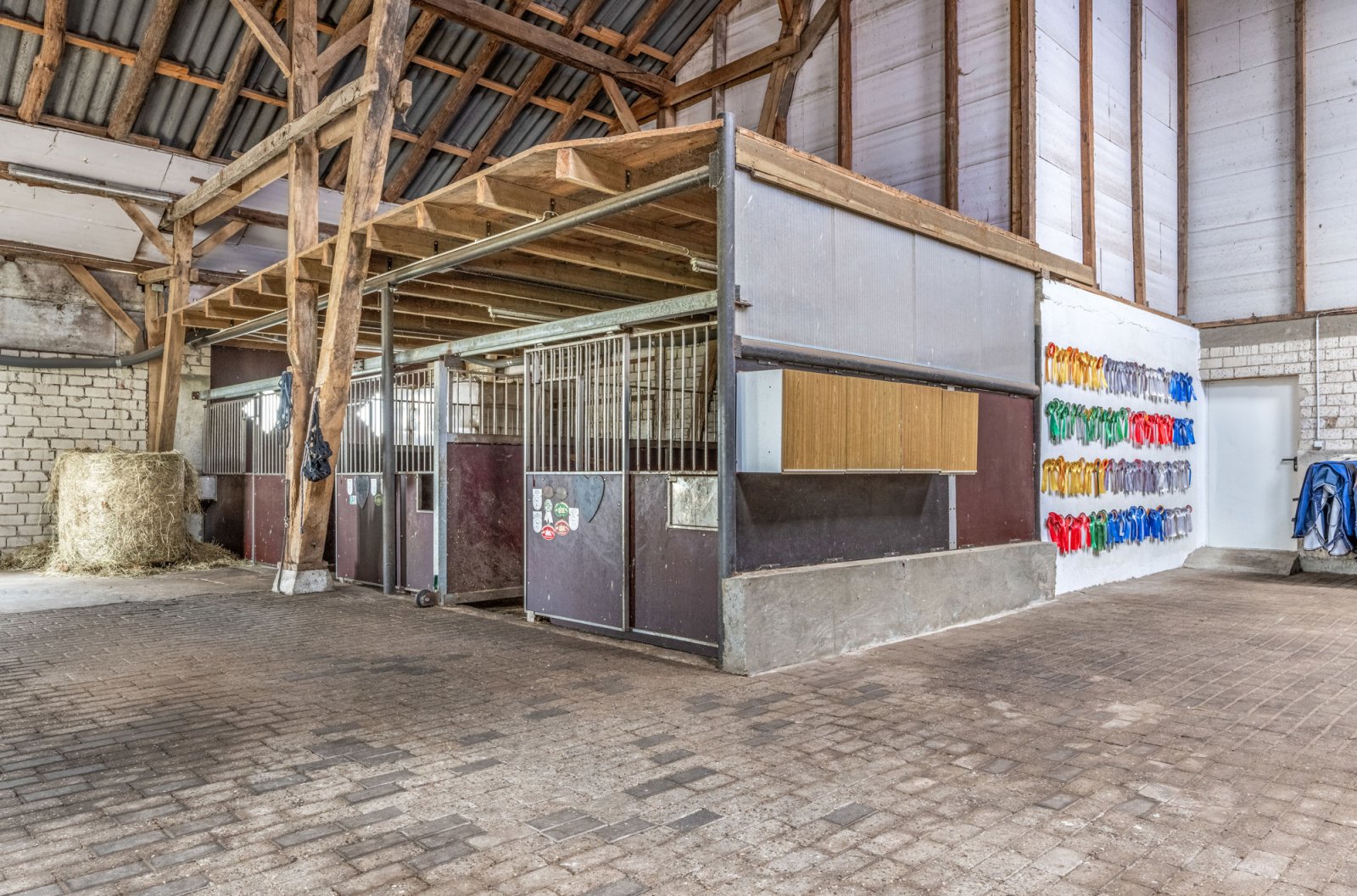 Wirtschaftsgebäude/ Stallungen Wirtschaftsgebäude/ Stallungen