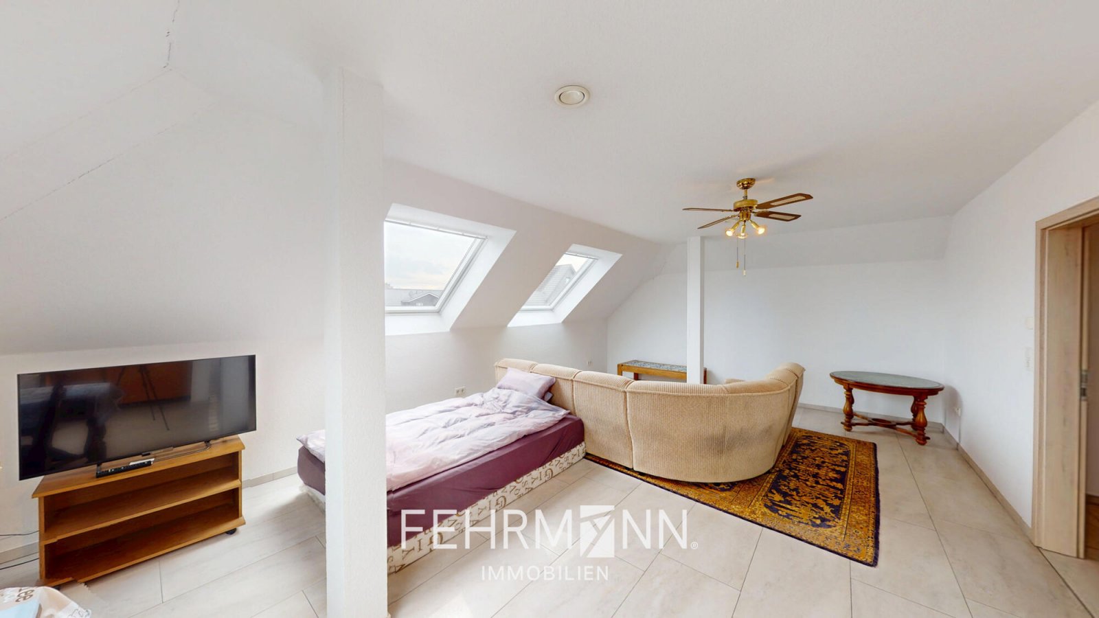 Wohn-/ Essbereich DG Wohn-/ Essbereich DG