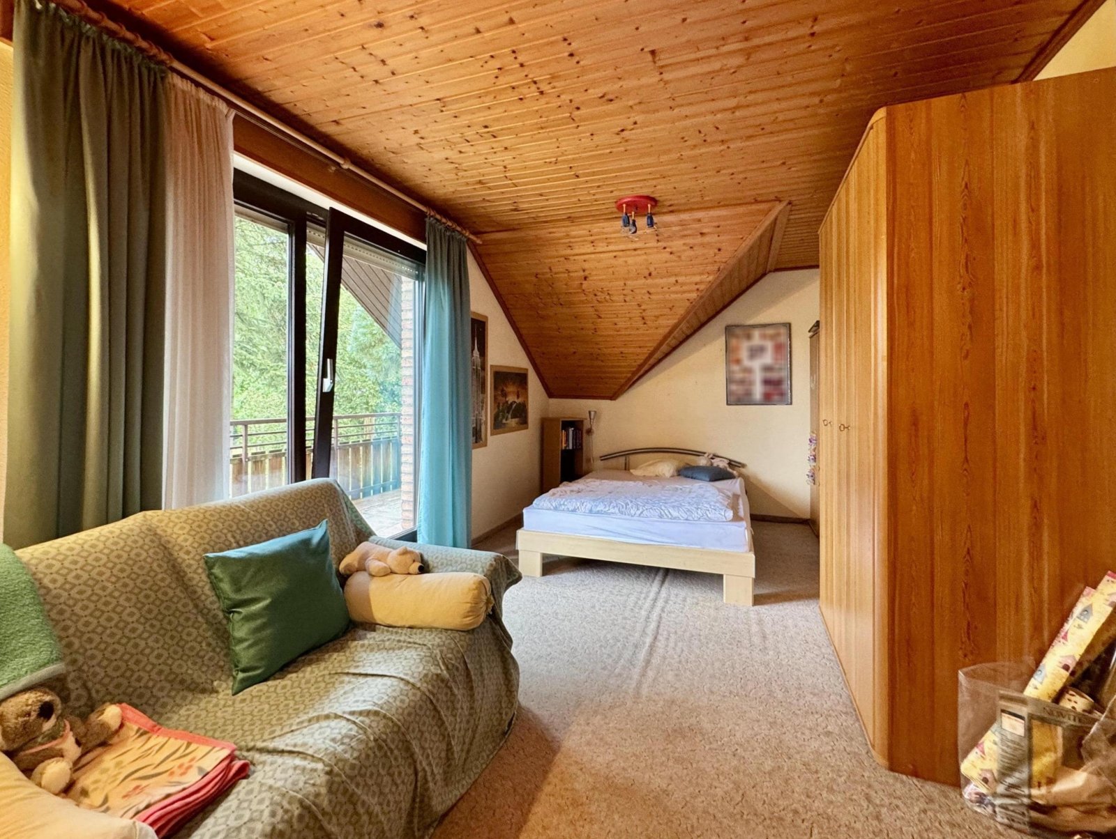 Schlafzimmer 1 Dachgeschoss Schlafzimmer 1 Dachgeschoss