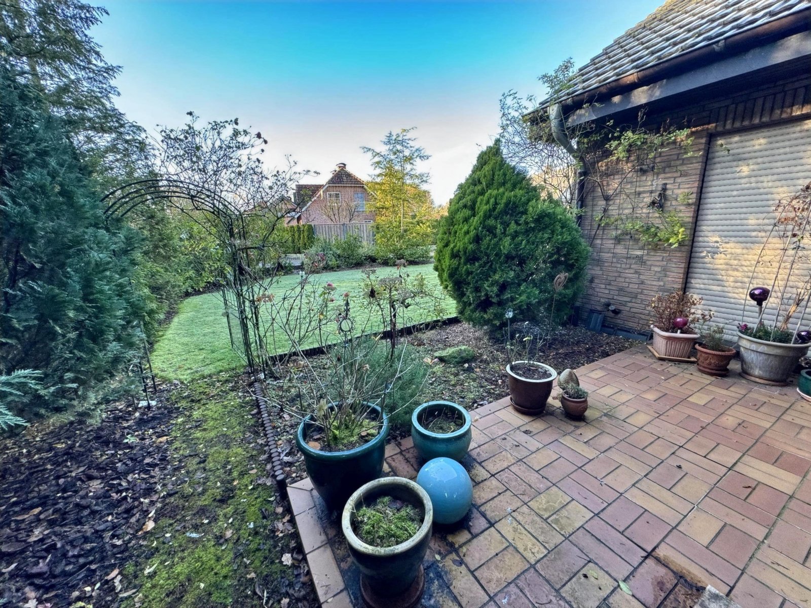 Terrasse vorne Terrasse vorne