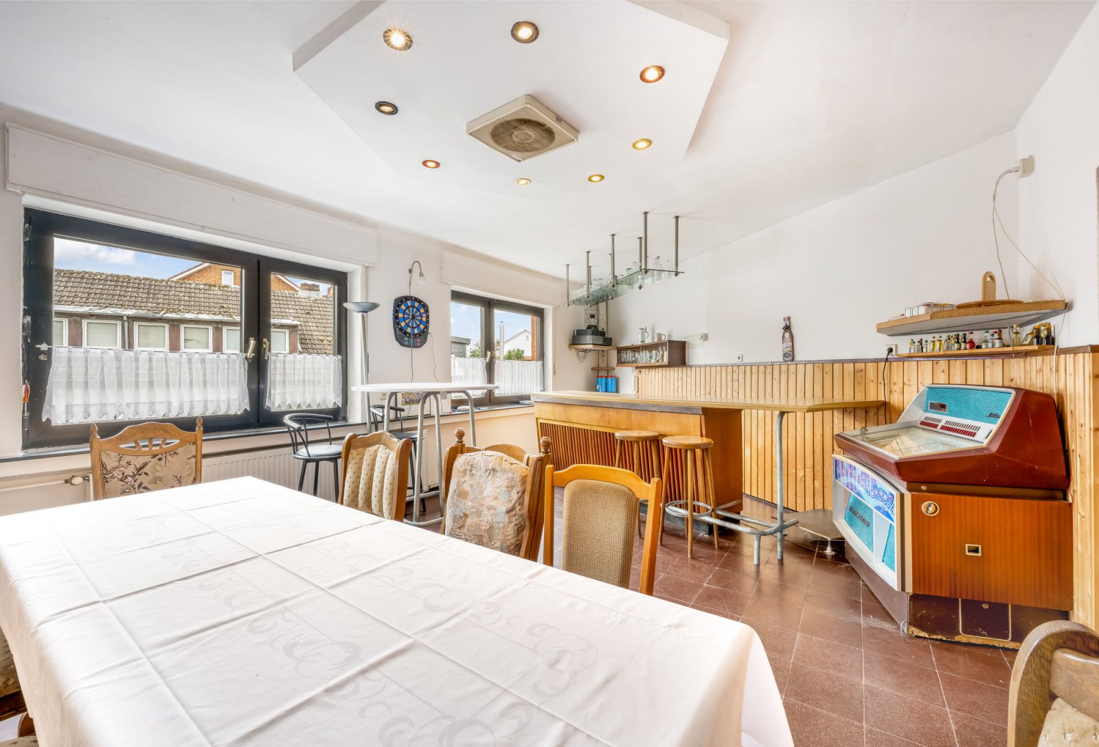 Partyraum - größeres Gebäude