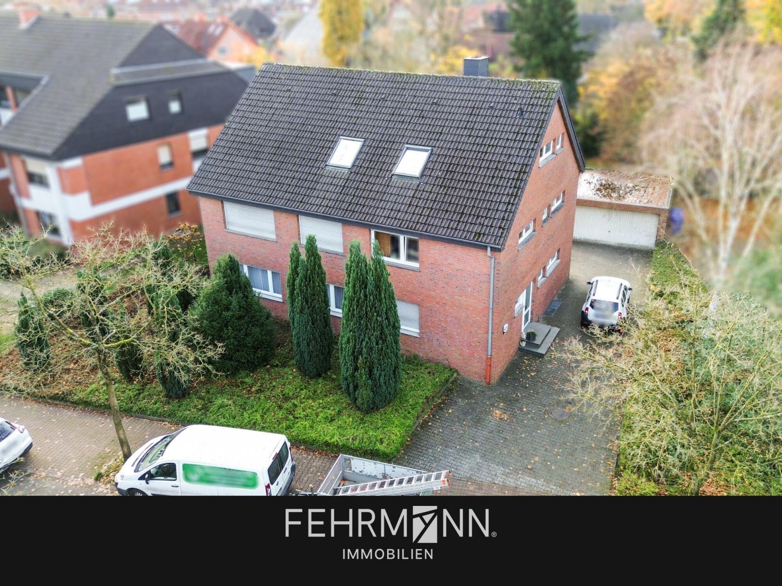 Meppen: Großzügiges Mehrfamilienhaus mit 3 Wohneinheiten und großem Grundstück in ruhiger Lage von Meppen Meppen: Großzügiges Mehrfamilienhaus mit 3 Wohneinheiten und großem Grundstück in ruhiger Lage von Meppen