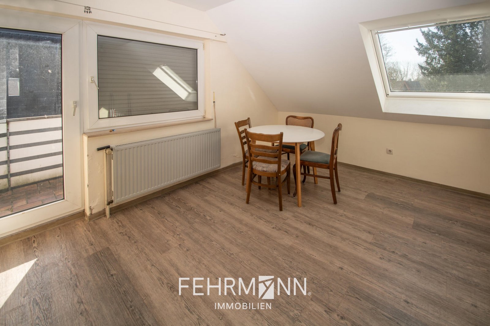 Wohn- und Esszimmer-01 Wohn- und Esszimmer-01