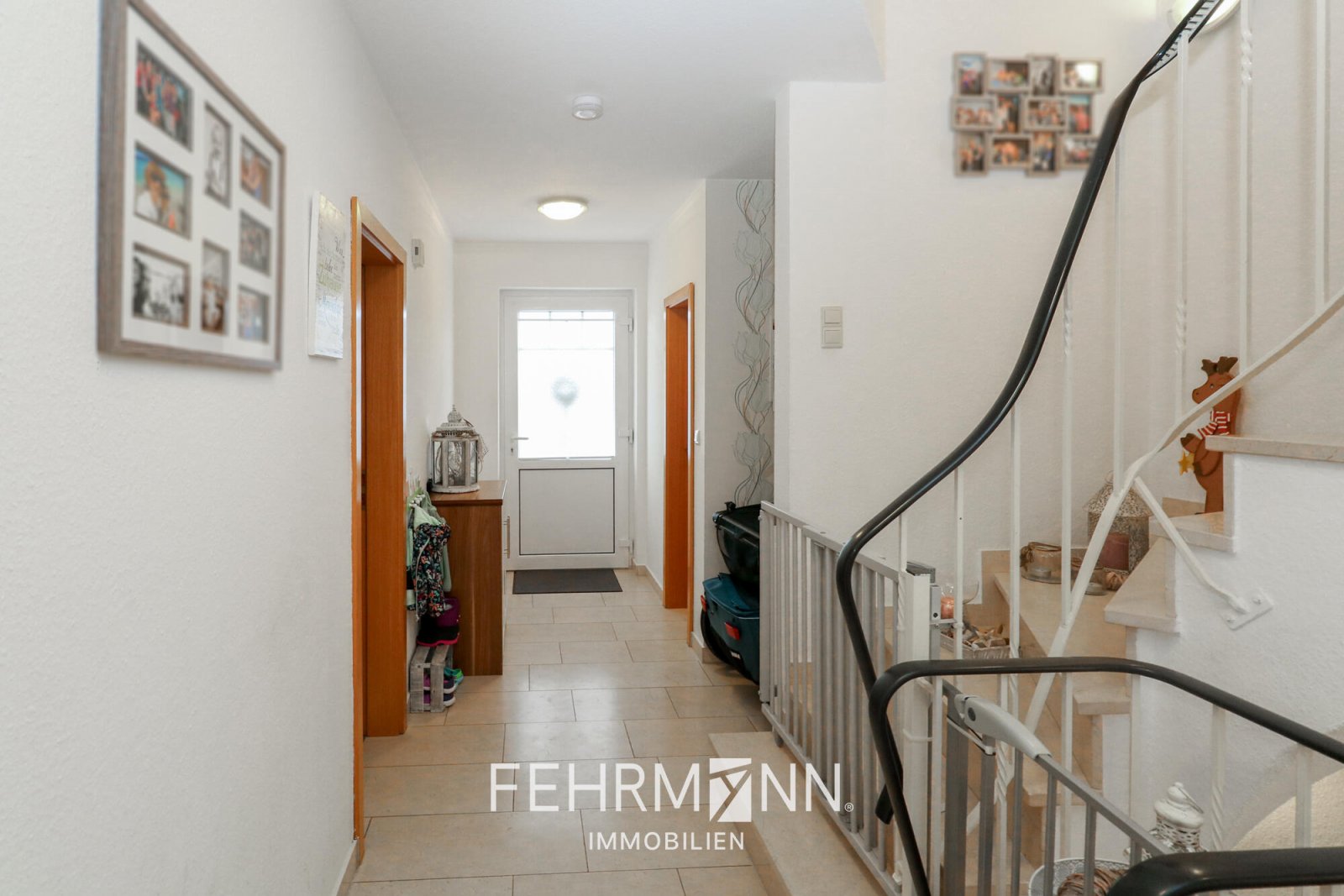 Erdgeschoss-Flur -01