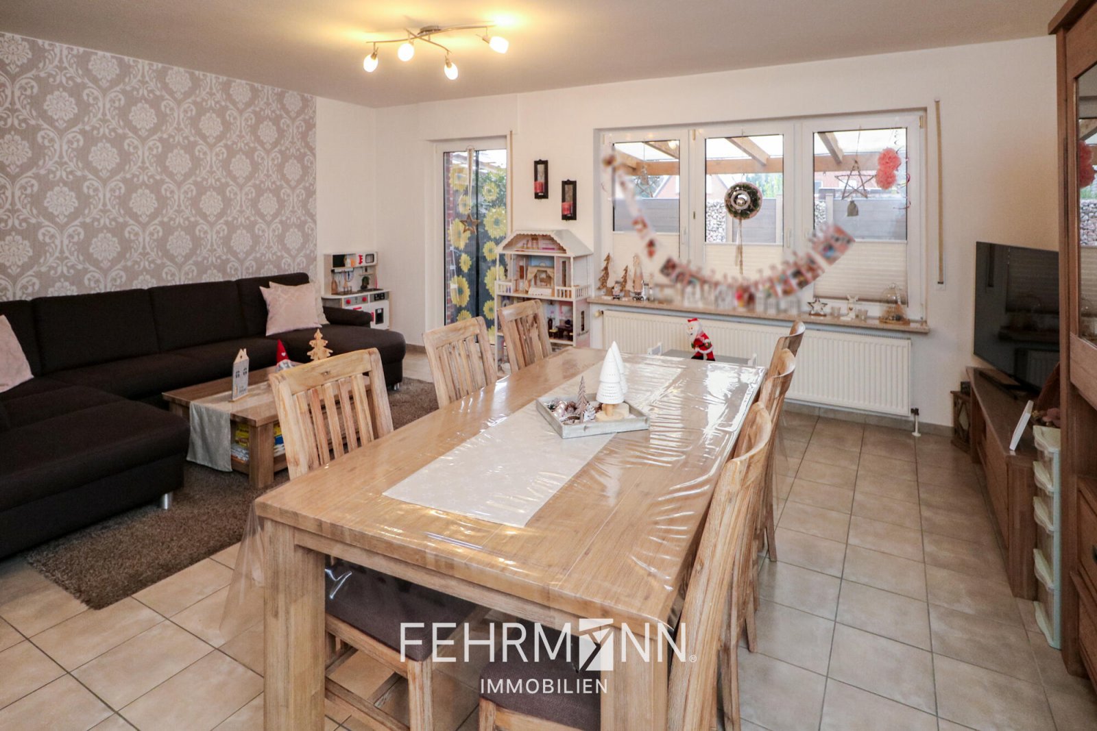 Erdgeschoss-Wohnzimmer -02