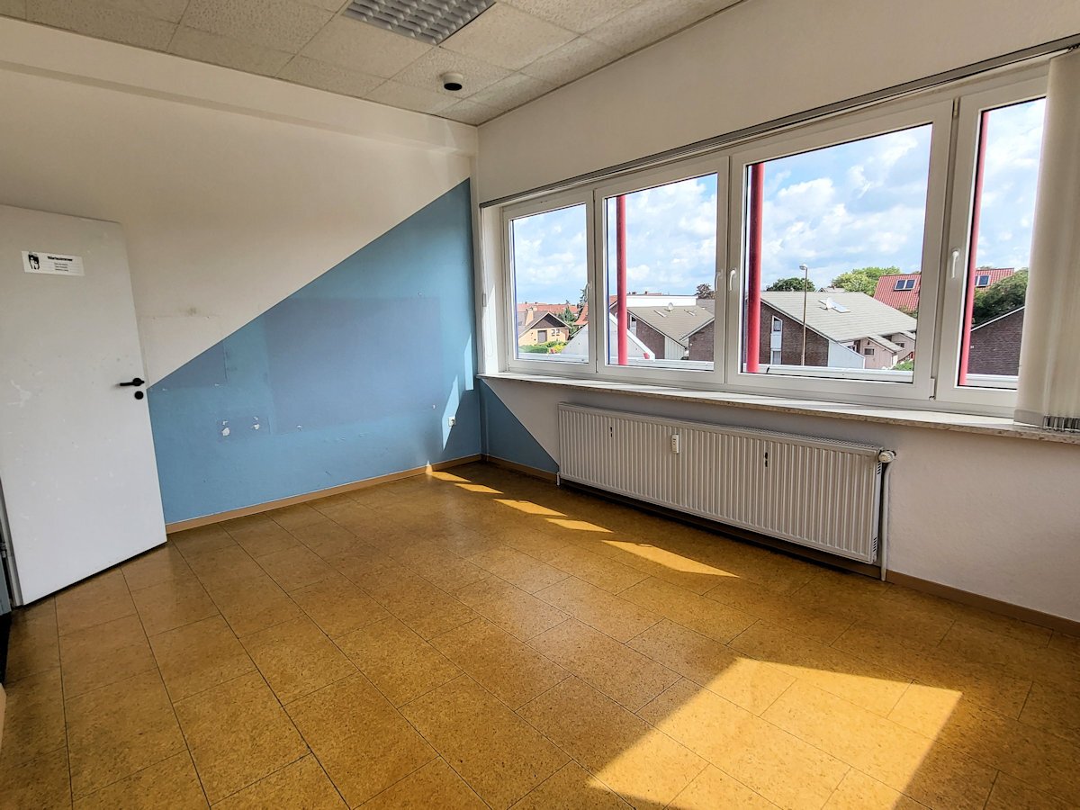 Geräumiges Wartezimmer