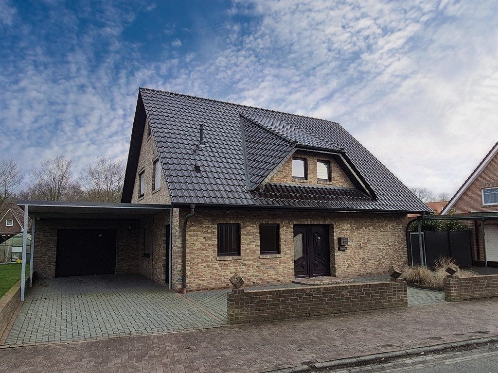 seitliche Vorderansicht