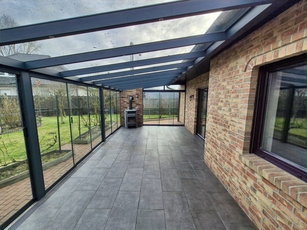 überdachte Terrasse