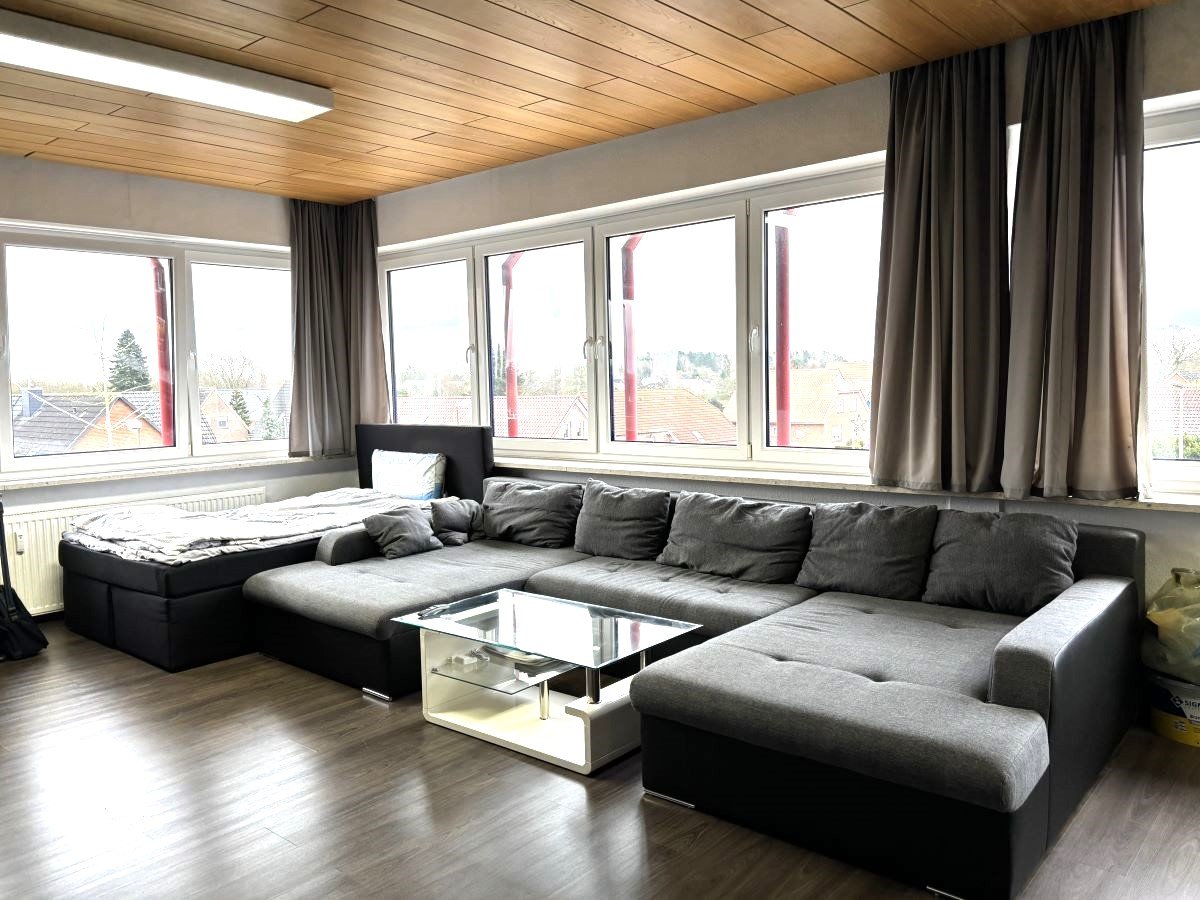 Hell und lichtdurchflutet Hell und lichtdurchflutet