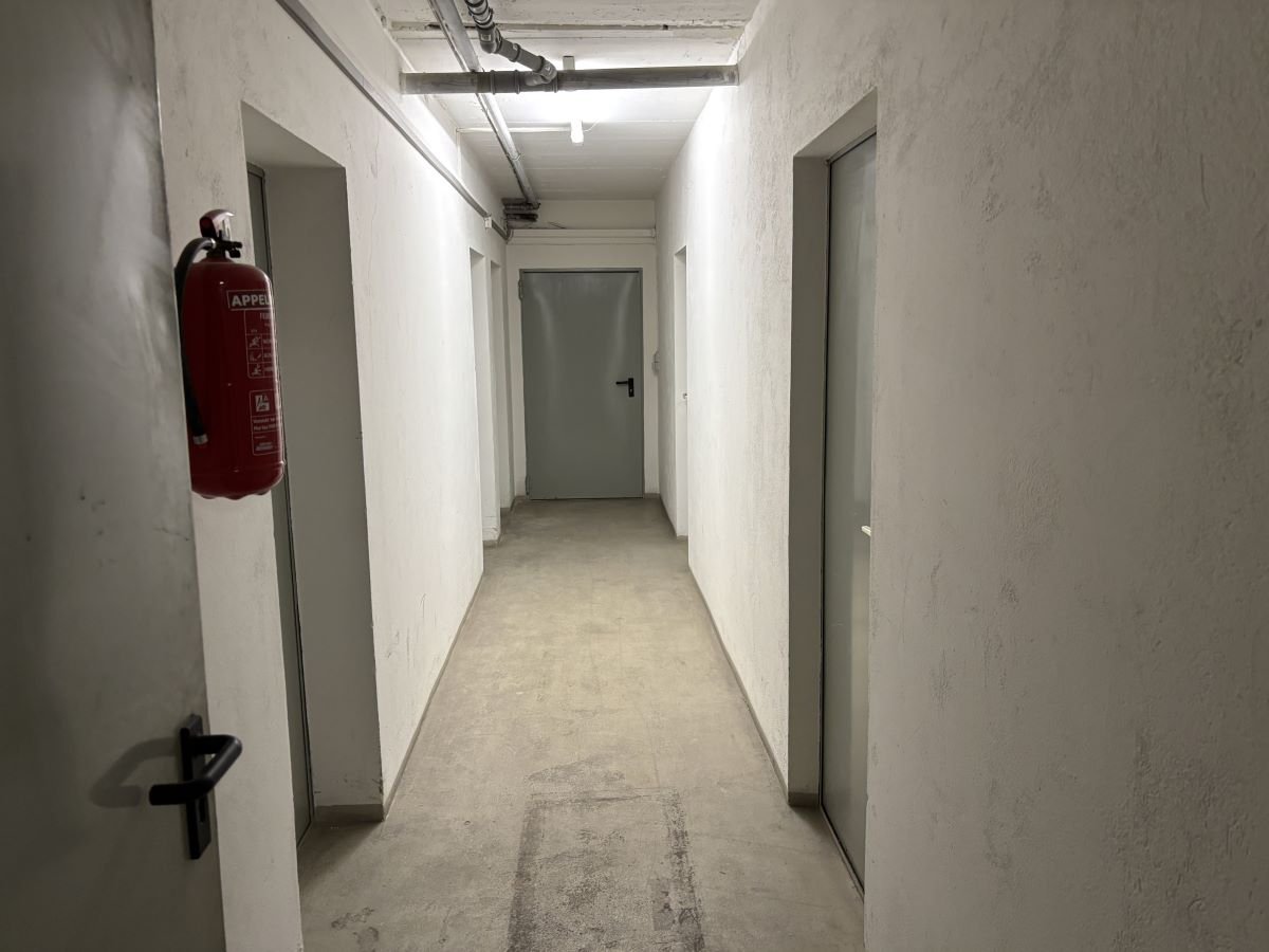 Flur im Keller