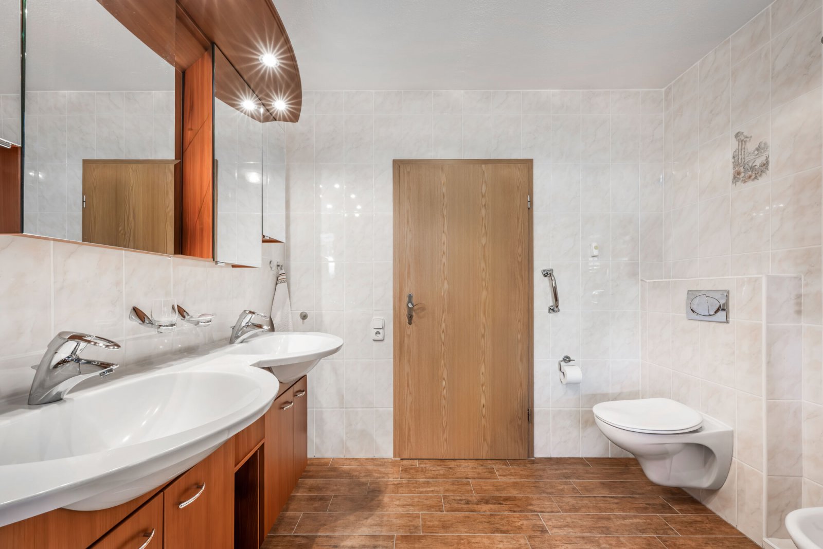 Tageslichtbad Erdgeschoss