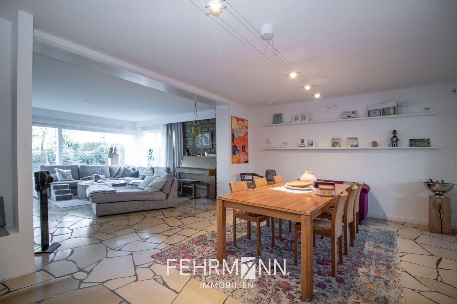 Wohn- und Esszimmer-01