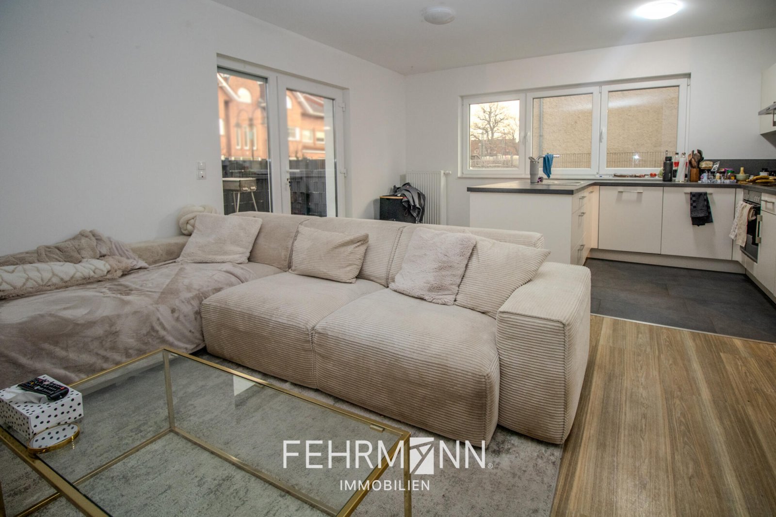 Wohnzimmer  und Küche