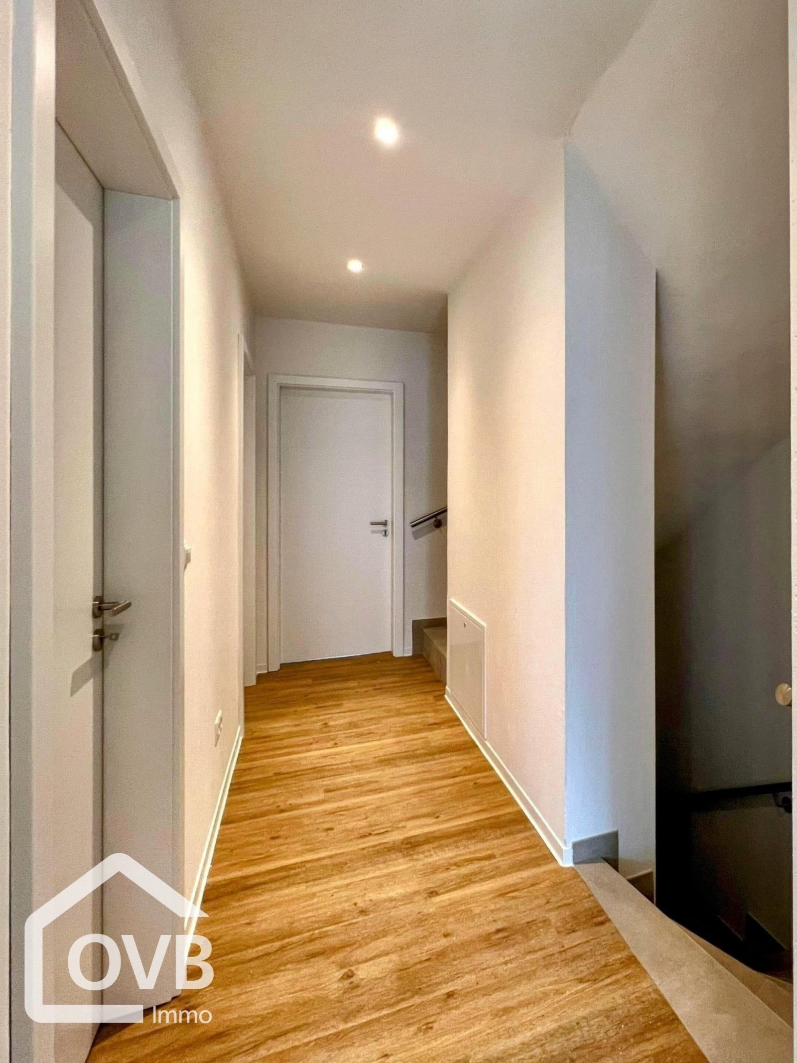 Flur oben (Abbildung ähnlich)