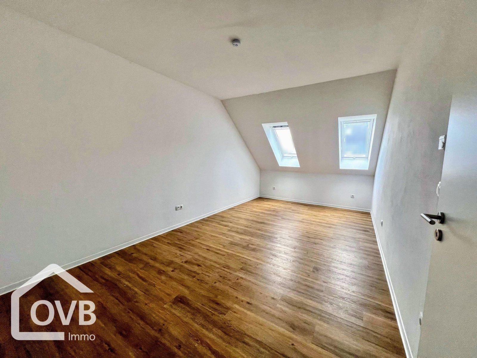 Zimmer 1 (Abbildung ähnlich)