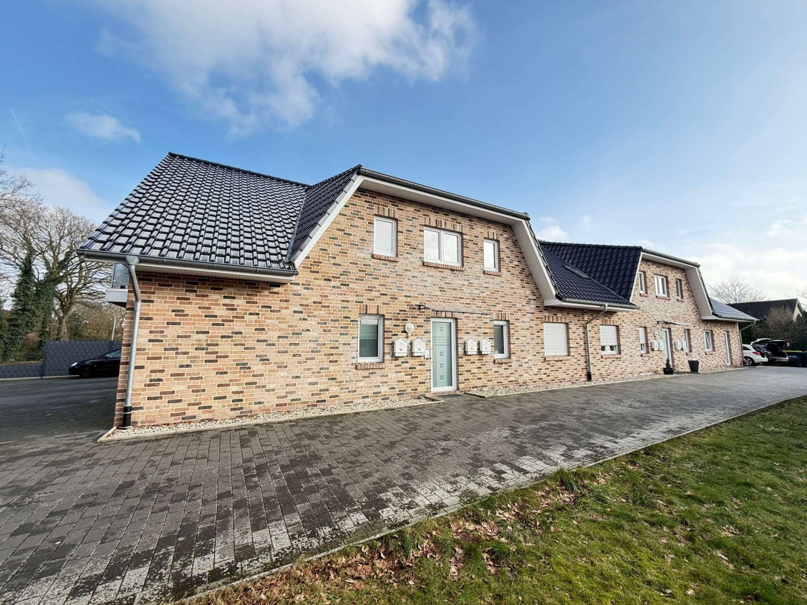 Haus mit 8 Wohneinheiten