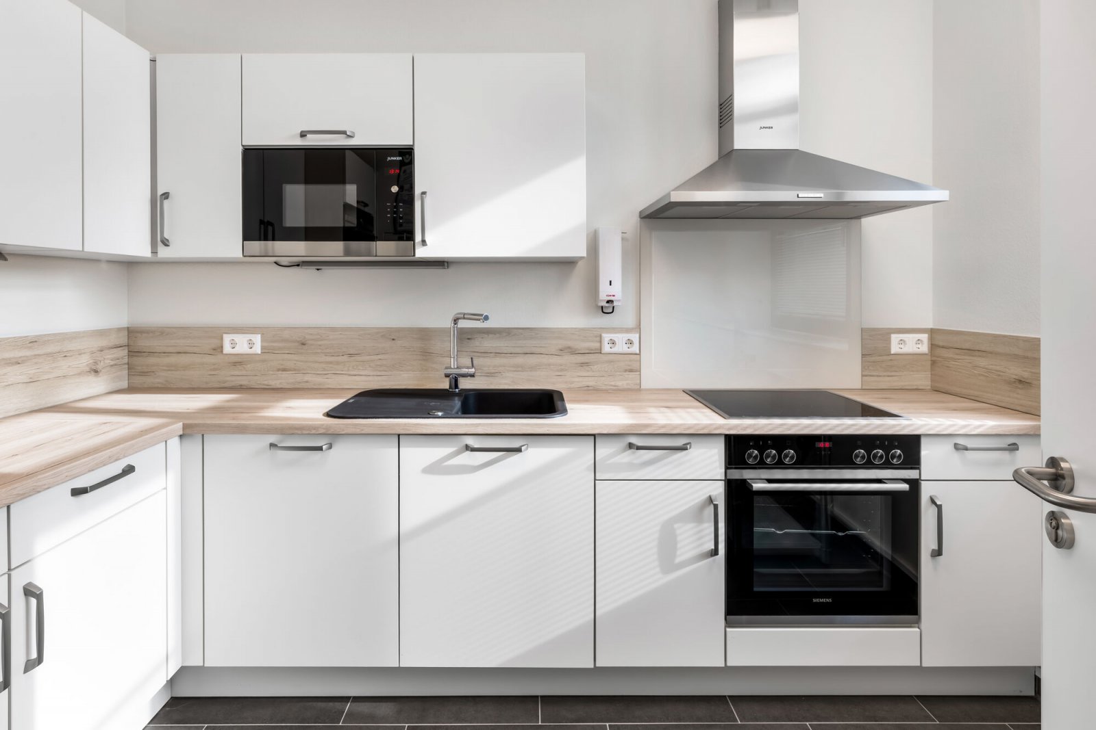 Vorbereitung / Beiküche Erdgeschoss