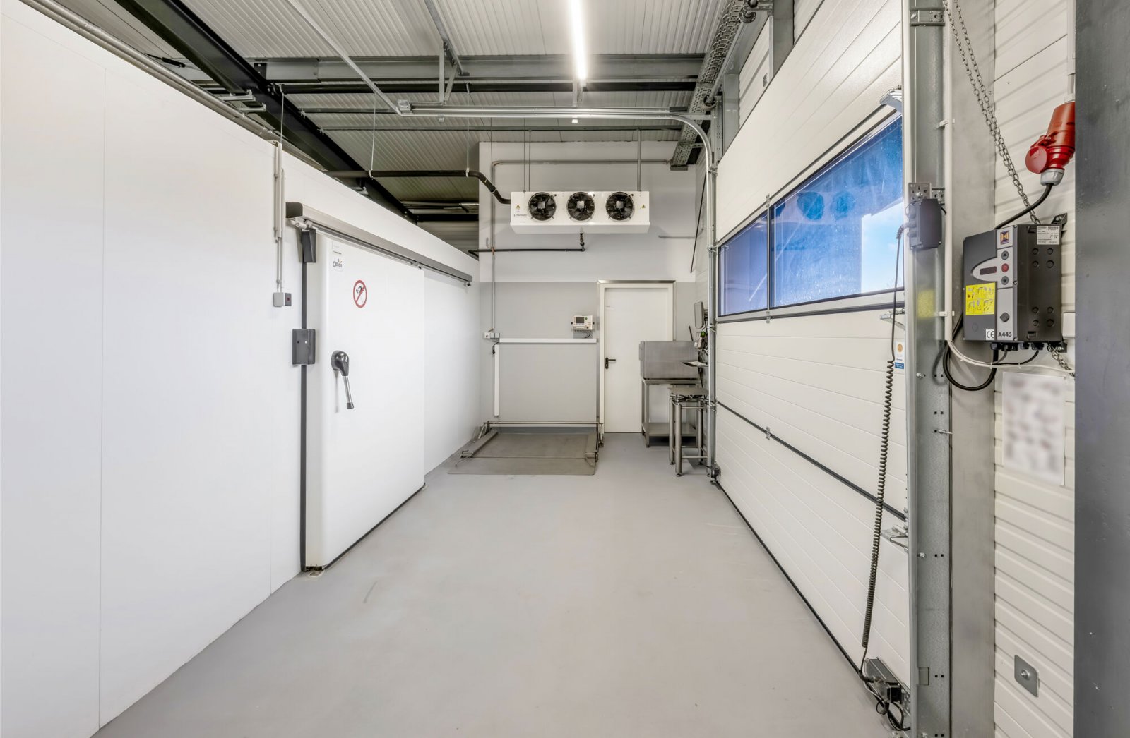 Andienung Logistikbereich Erdgeschoss