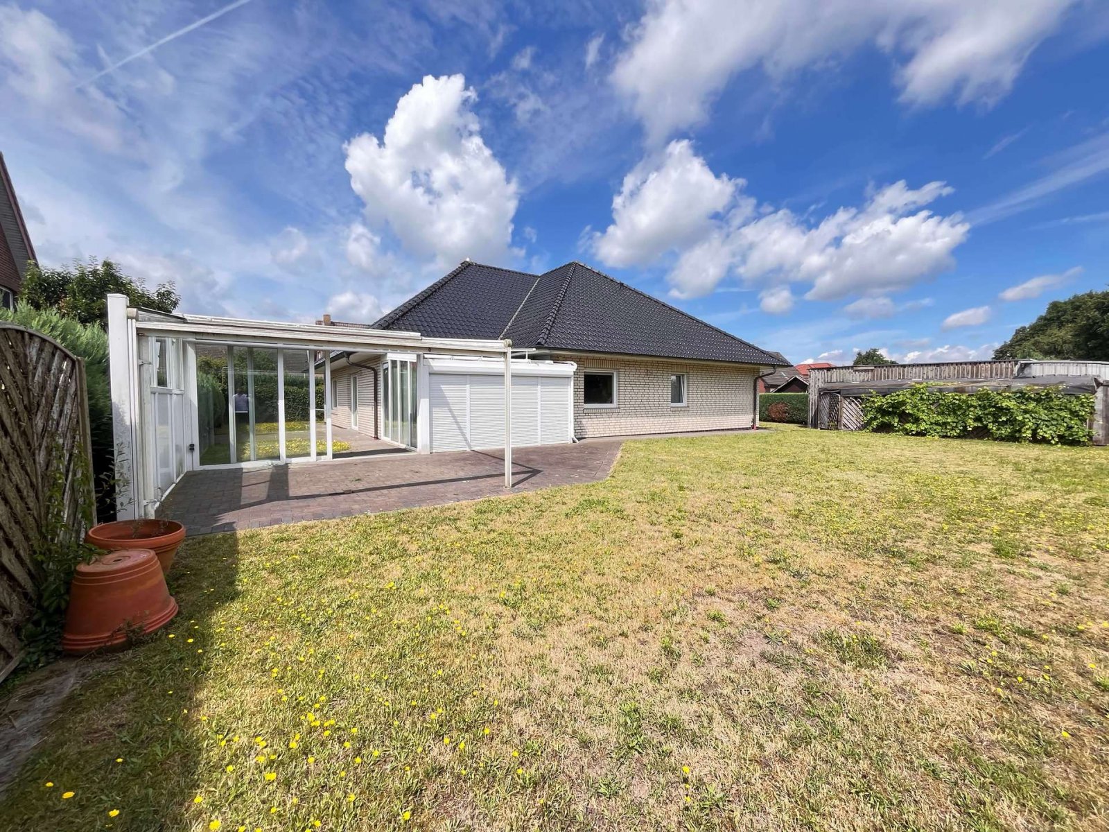 Haus mit Wintrgarten