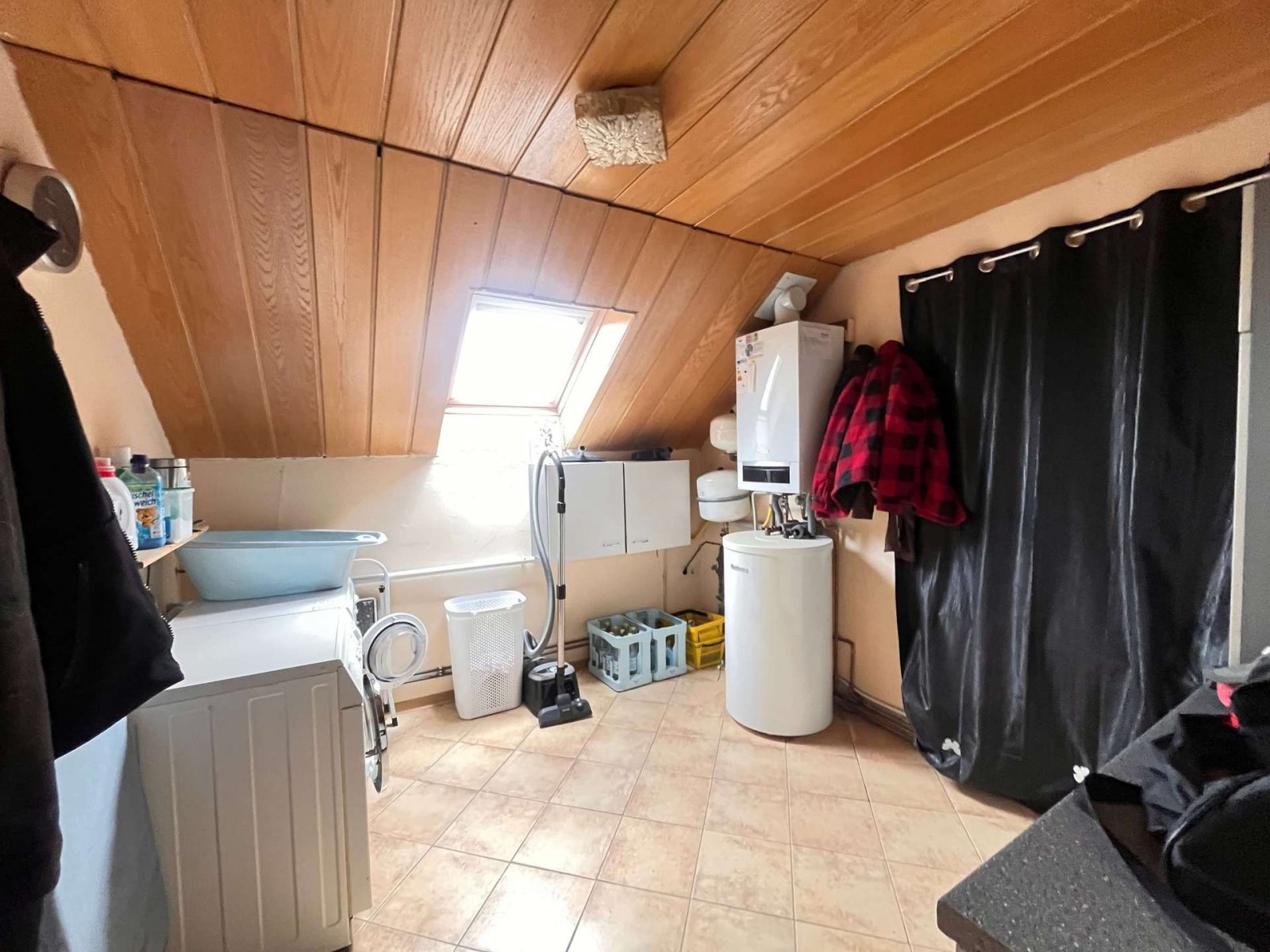 Hauswirtschaftsraum OG