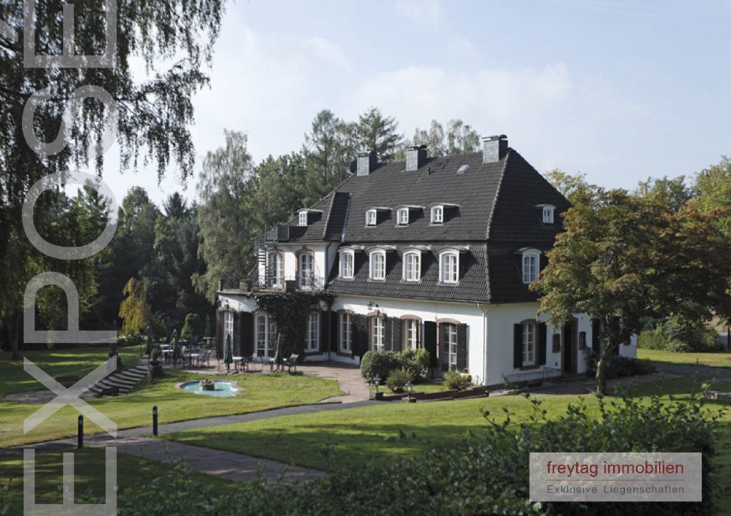 Uslar - OT Eschershausen: Mario Adorf?s Filmzuhause "Der Große Bellheim" gelangt zum Verkauf 