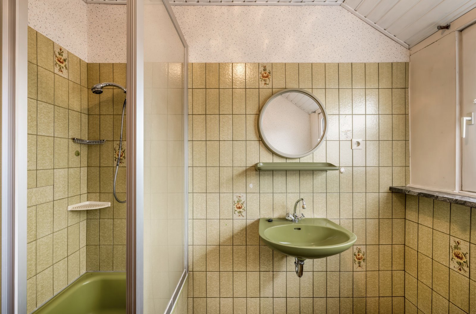 Tageslicht-Duschbad Dachgeschoss