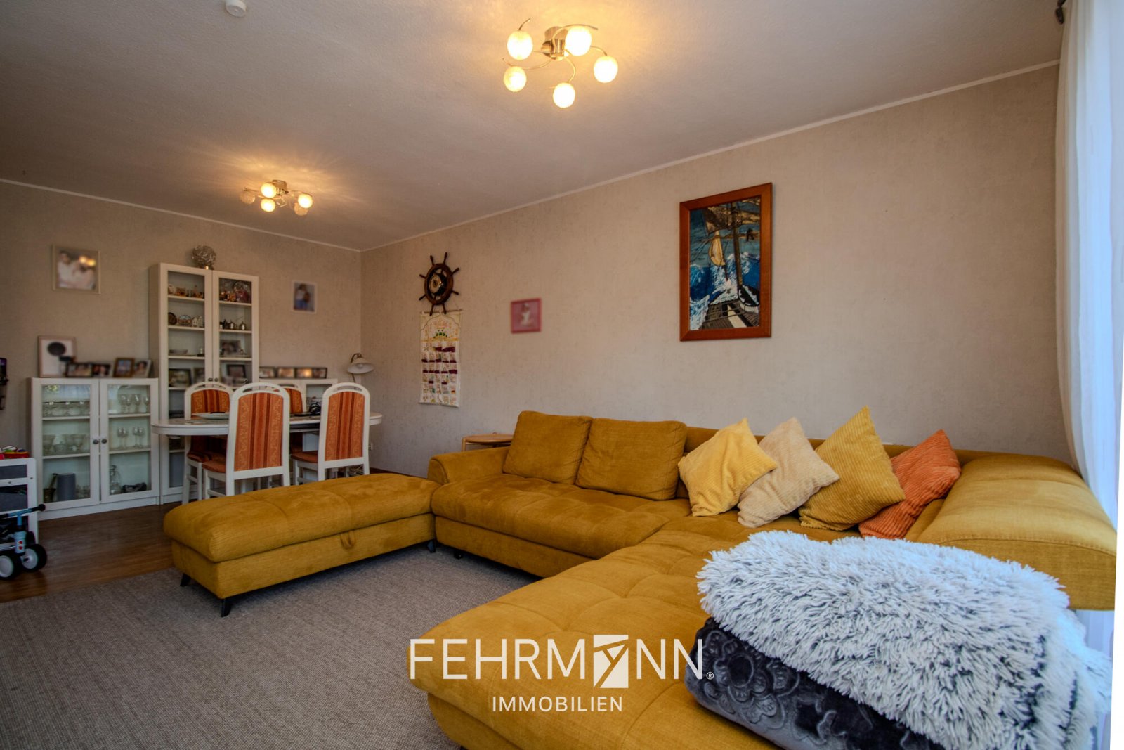 Wohn- und Esszimmer-01