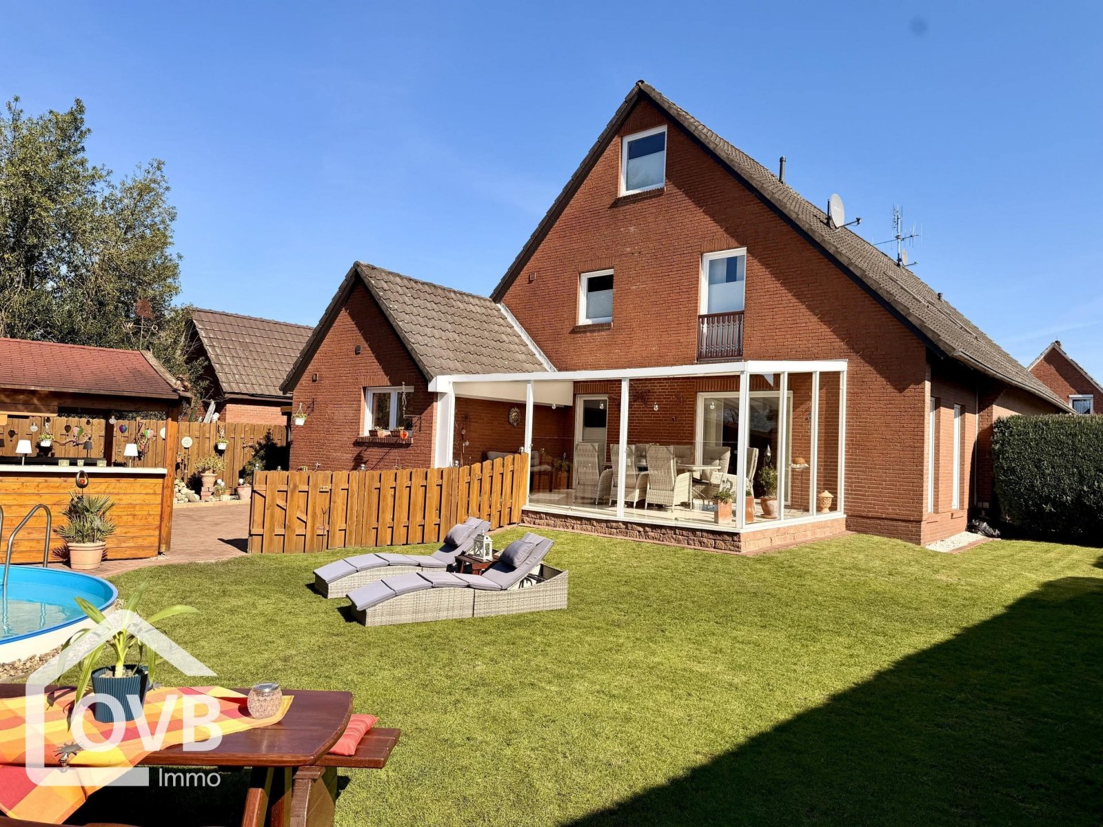 Rückansicht, Garten, hinteres Haus