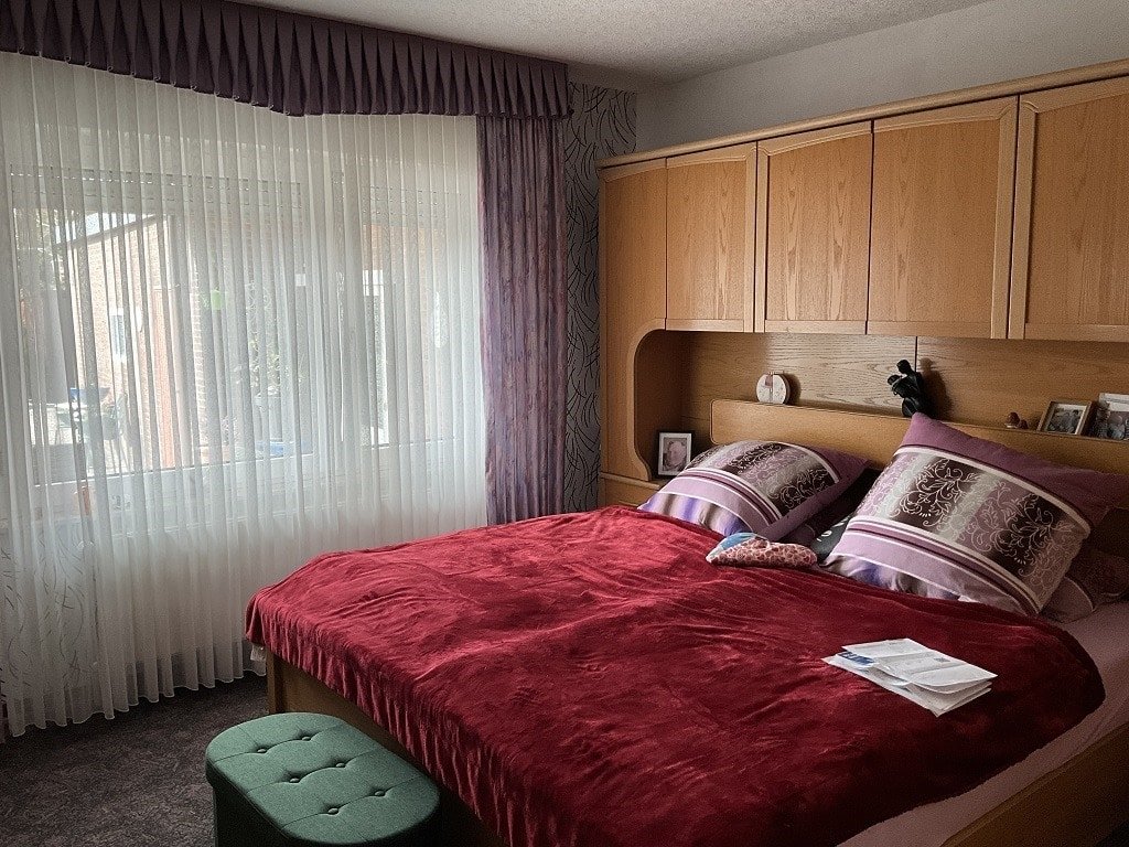 Elternschlafzimmer EG 1