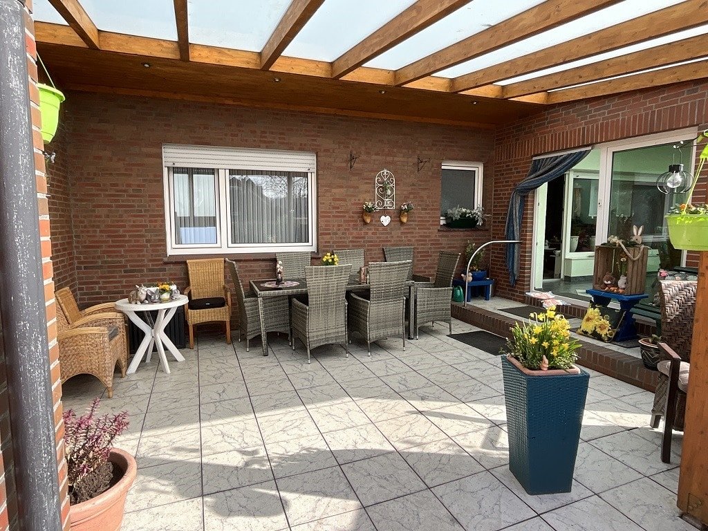 überdachte Terrasse