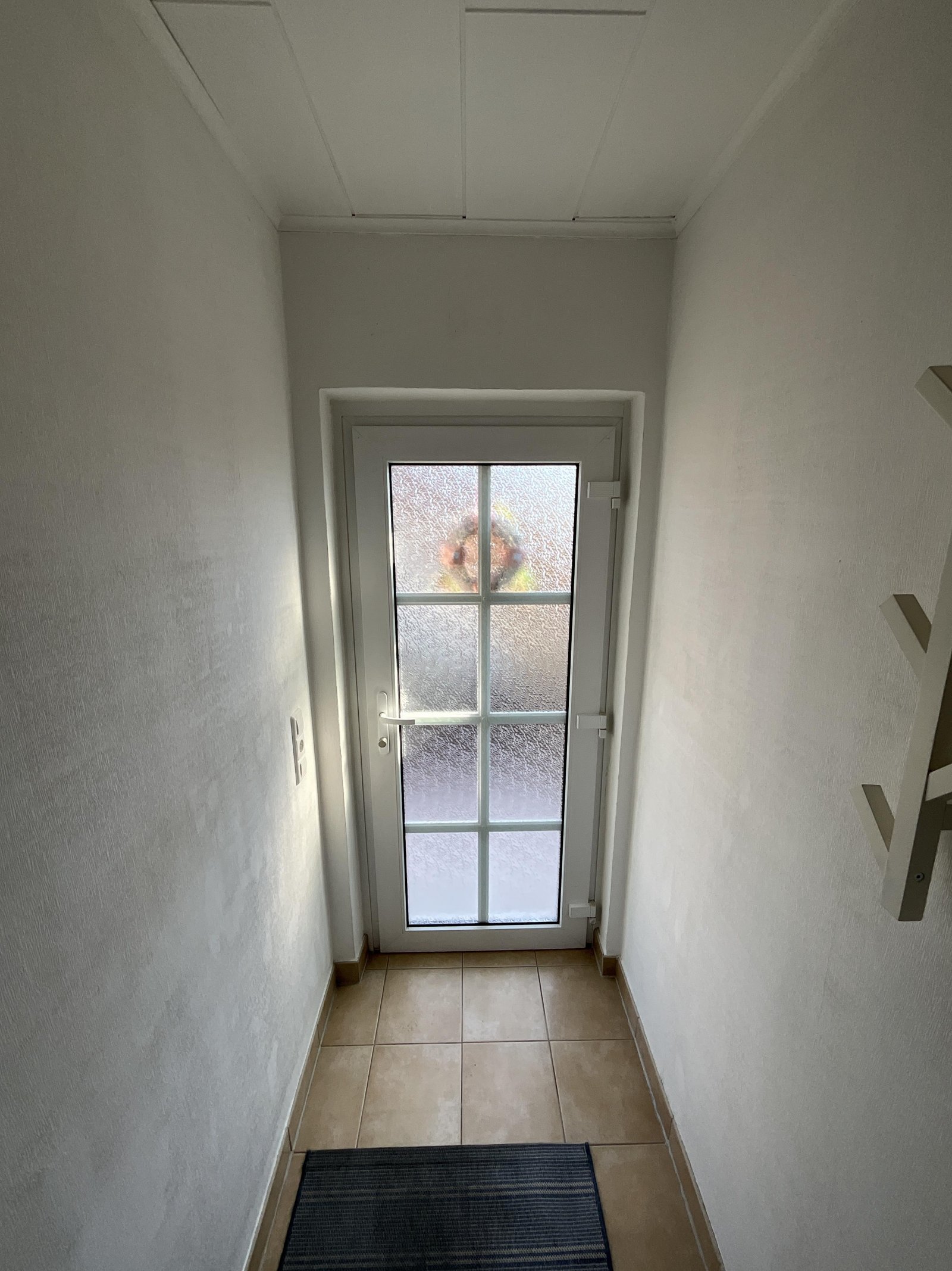 Flur zum Seiteneingang