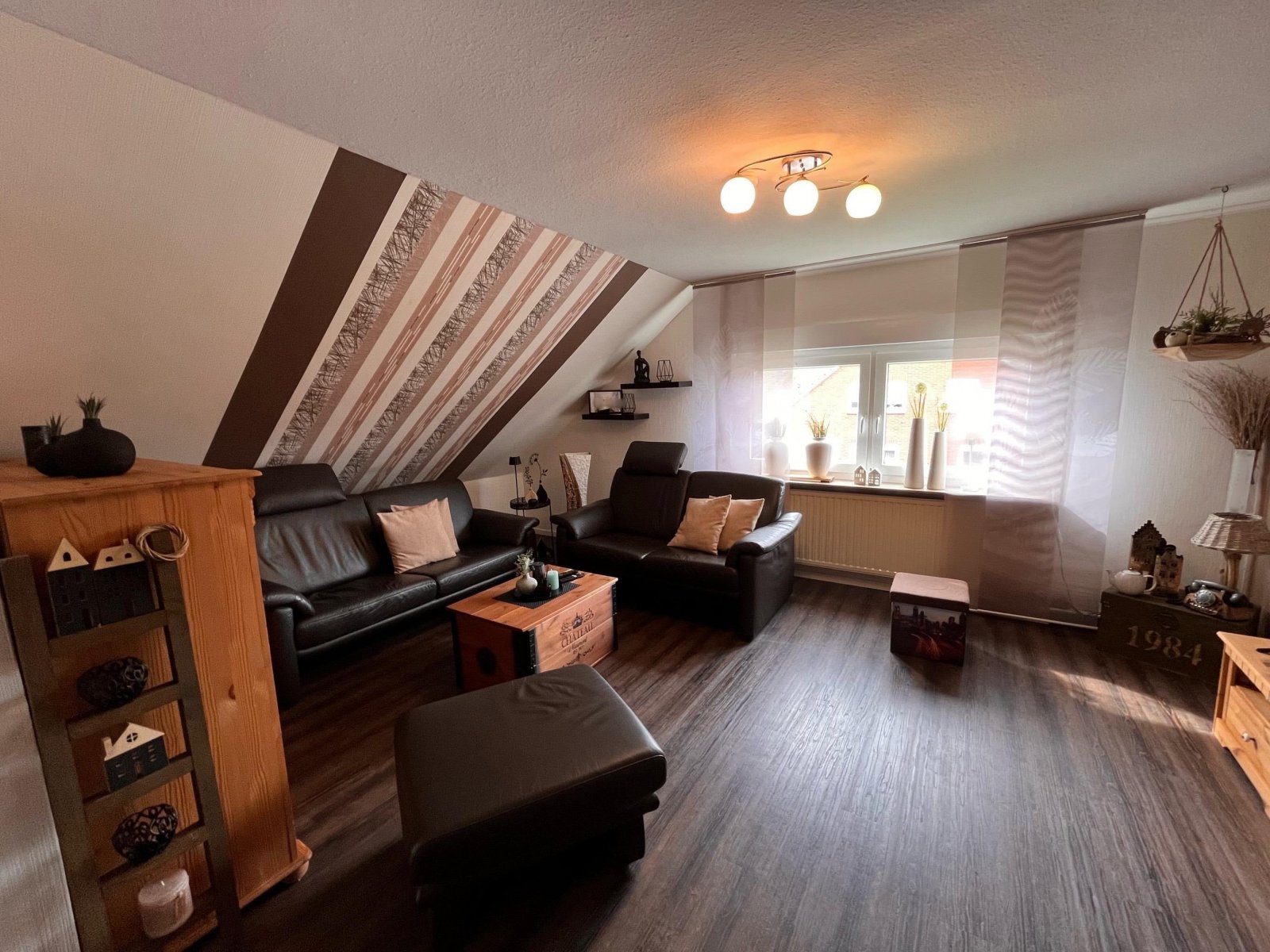 Wohnzimmer im Dachgeschoss