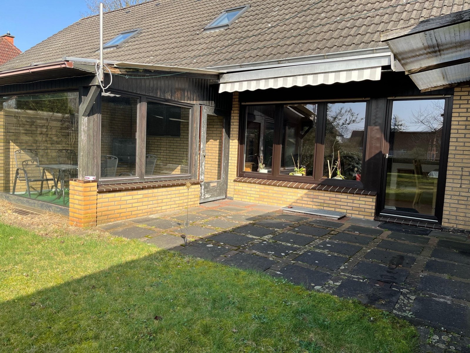 Rückwärtige Ansicht