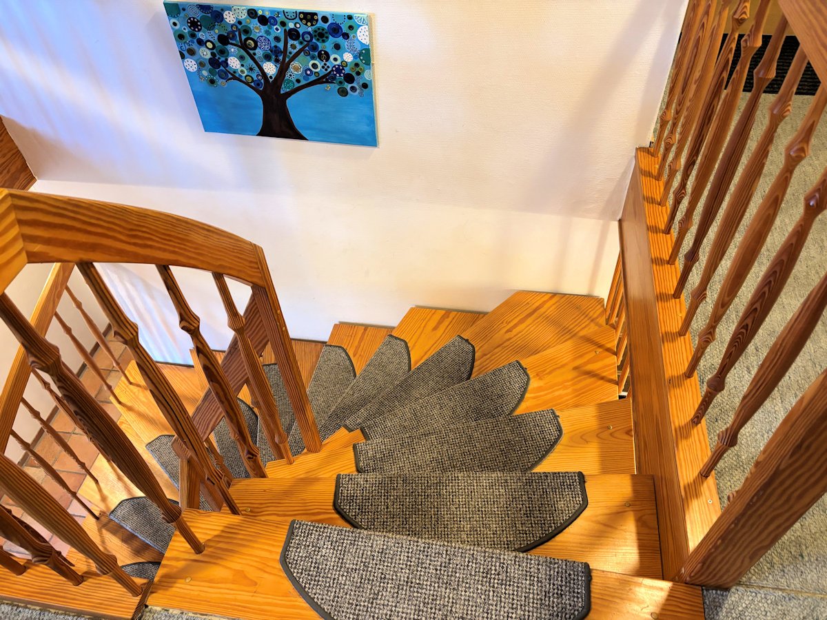 hübsches und gepflegtes Treppenhaus