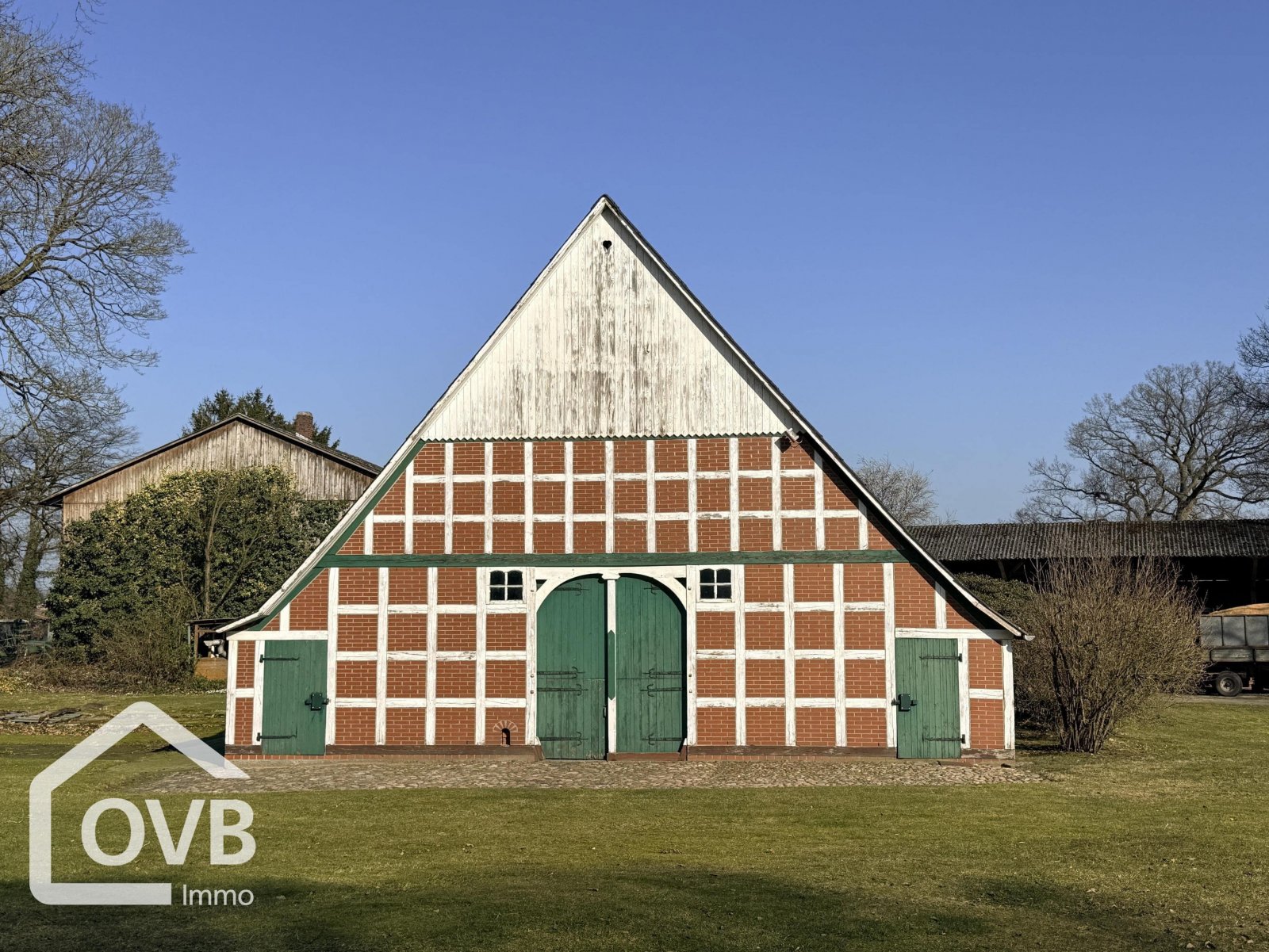 Hofgebäude: Vorderseite