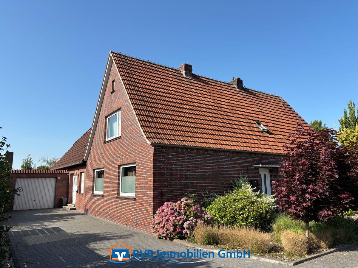 Wiesmoor: 2 Häuser am Ende einer Sackgasse 