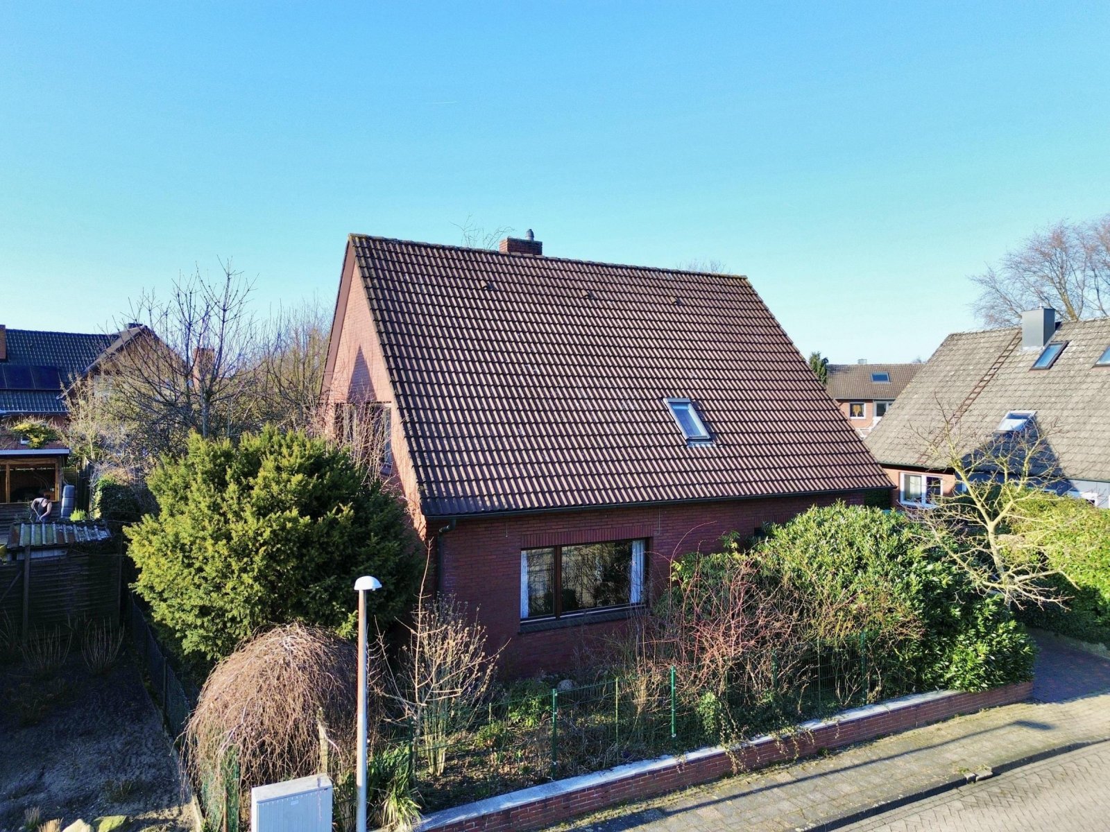 Uelsen: Zweifamilienhaus in schöner Lage von Uelsen 