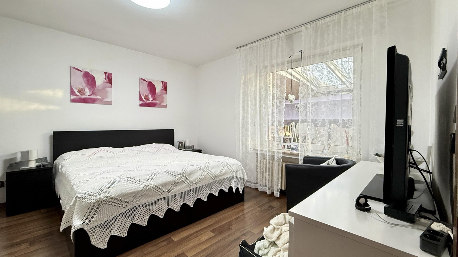 Schlafzimmer (Whg. EG) Schlafzimmer (Whg. EG)