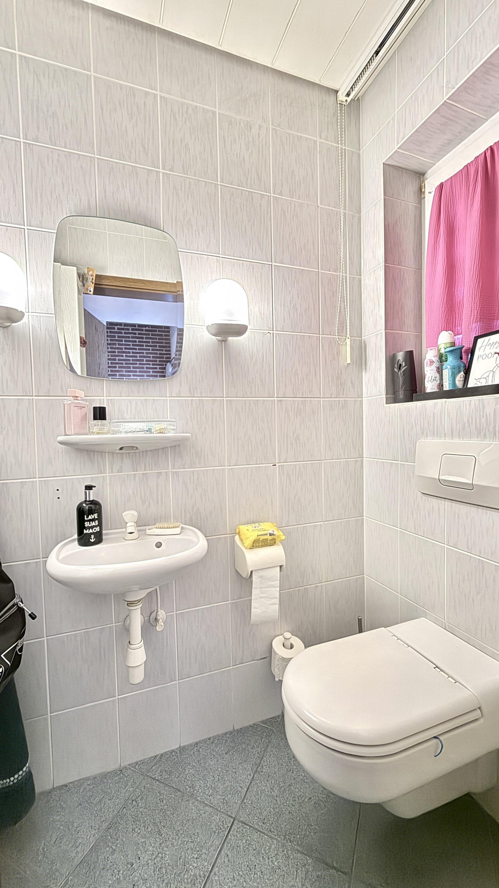 Gäste-WC (EG) Gäste-WC (EG)