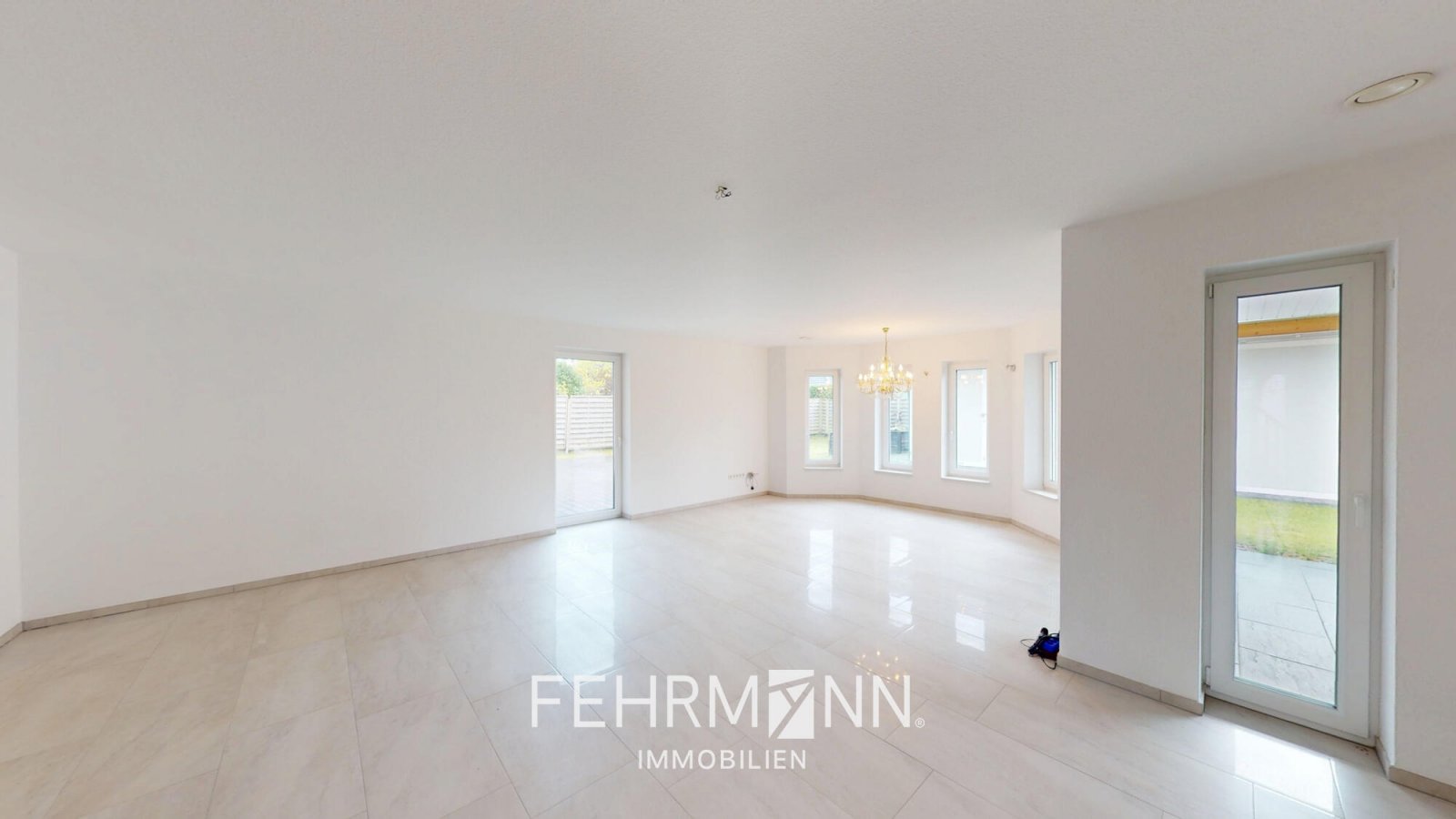 Wohn-/ Essbereich EG