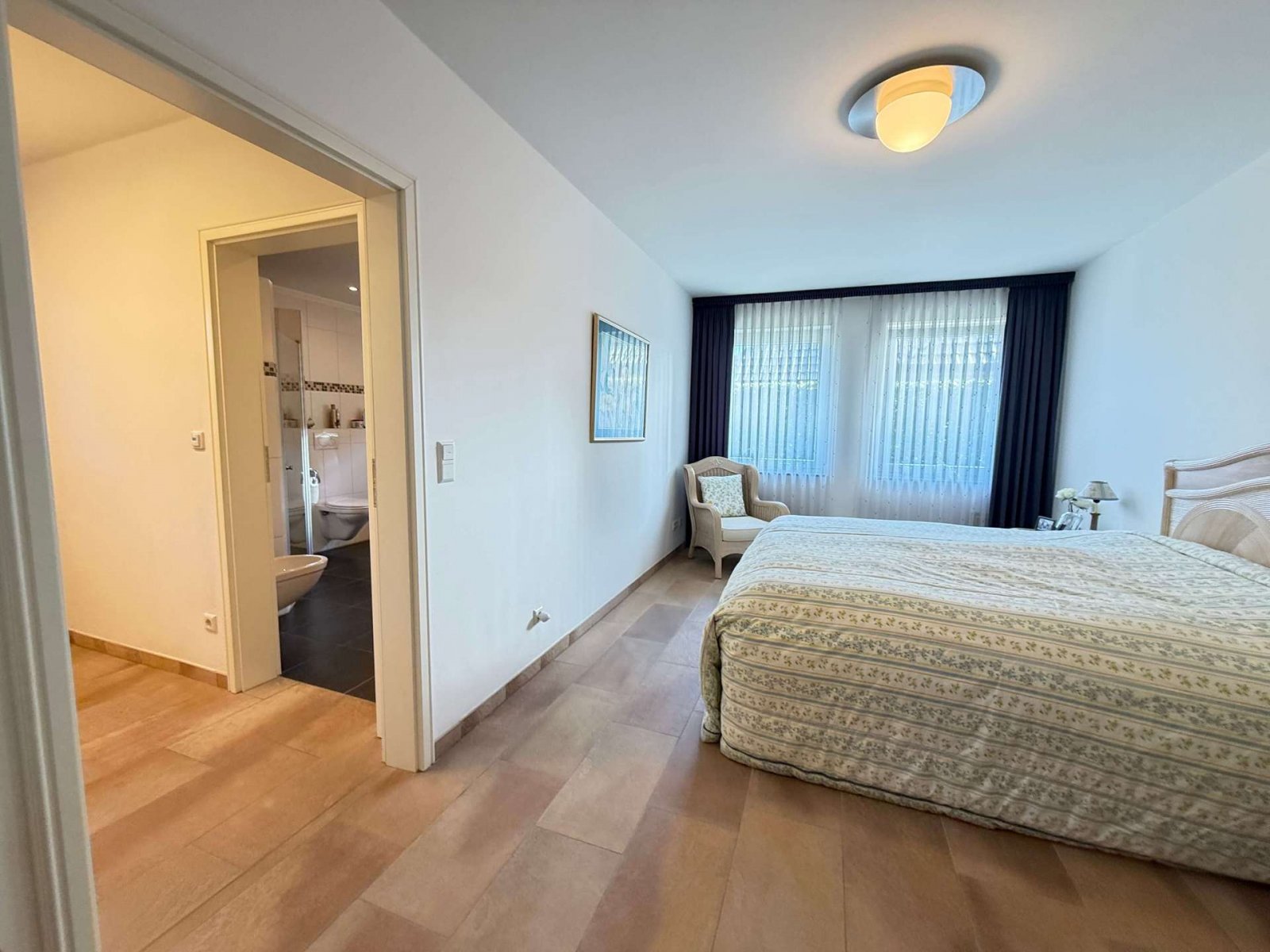 Schlafzimmer mit Bad en Suite